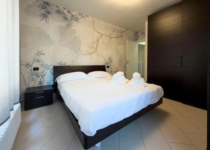 Montanari Palace 公寓 米兰多拉