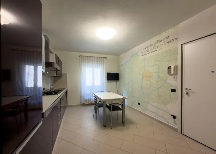 公寓 Montanari Palace