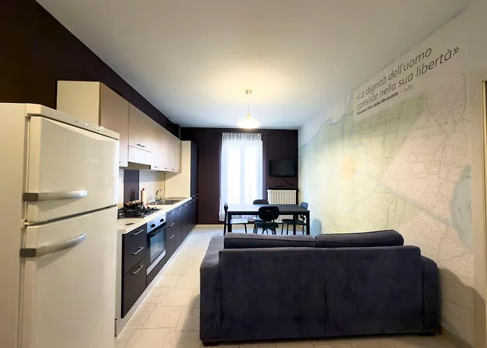 公寓 Montanari Palace 米兰多拉