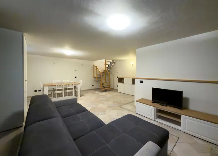 Montanari Palace Apartmán